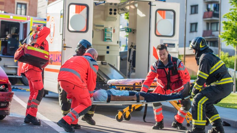 Saúde mental de profissionais que atuam em emergências e desastres